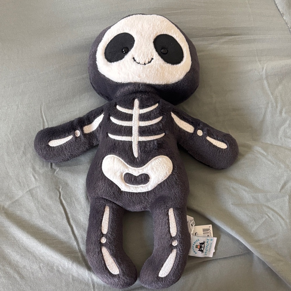Skeleton bob jelly cat